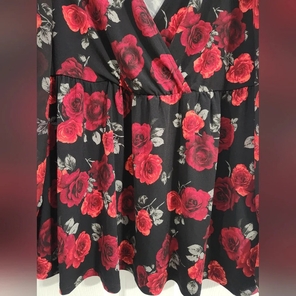 Torrid Black and Red Floral Blouse - Picture 10 of 13